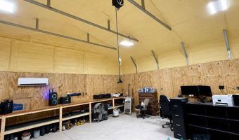 5404 Sioux Rd, Carlsbad, NM 88220