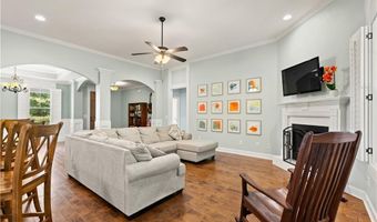 4112 CREEKVIEW Ct, Auburn, AL 36832