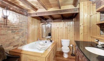 2416 LOWESVILLE Rd, Amherst, VA 24521