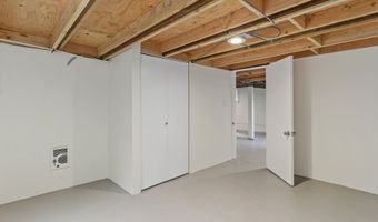 504 ABERNETHY Rd, Oregon City, OR 97045