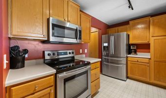10390 64th St NE, Albertville, MN 55301