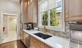 5905 Tred Avon Ct, Charlotte, NC 28226