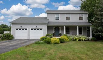 9 Kiki Cir, Cranston, RI 02921