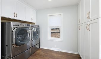 1134 Rapids St, Adel, IA 50003