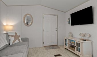 514 E Ft Macon Rd, Atlantic Beach, NC 28512