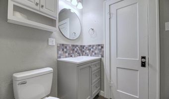 411 W Chestnut Ave, Arkansas City, KS 67005