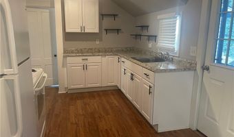 487 Ten Rod Rd 2, North Kingstown, RI 02852