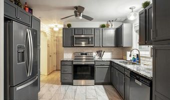 2136 Palisades Dr, Blakeslee, PA 18610