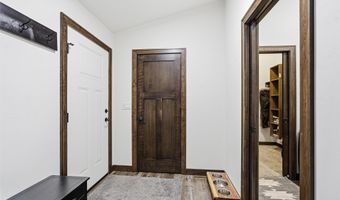 2660 W FALLEN OAK Dr, Appleton, WI 54913