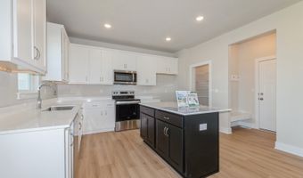 2231 Chan Dr, Adel, IA 50003