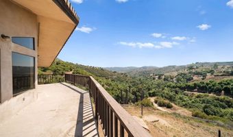 879 Stewart Canyon Rd, Fallbrook, CA 92028