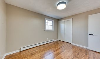 825 Old Hartford Rd, Colchester, CT 06415