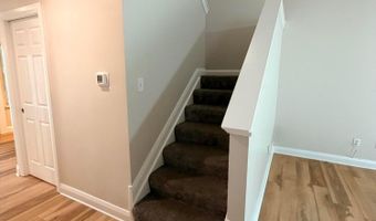 9327 Polaris Green Dr, Columbus, OH 43240