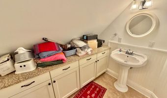 7538 MORNINGSIDE Dr NW, Washington, DC 20012