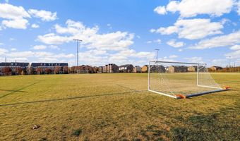 22565 WINDSOR LOCKS Sq, Ashburn, VA 20148