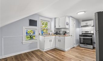 152 Washington St, Central Falls, RI 02863