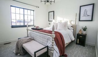 811 S Ibis St, Aberdeen, SD 57401