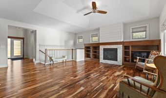 2908 NW Sharmin Dr, Ankeny, IA 50023