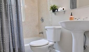 6208 Bixby Ave, Affton, MO 63123