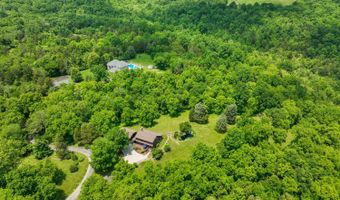 5152 Briar Ridge Dr, Aurora, IN 47001