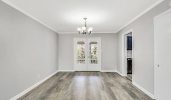 789 Pinewood, Macon, GA 31204