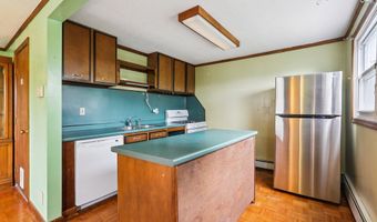 29 Griffing Ave, Danbury, CT 06810