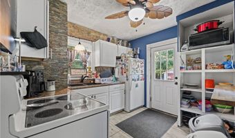 912 Hunt St, Akron, OH 44306