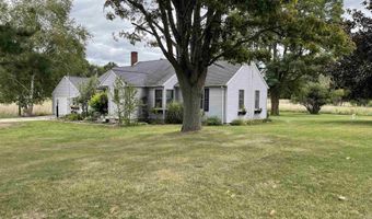 4658 N Croswell Rd, Alma, MI 48801
