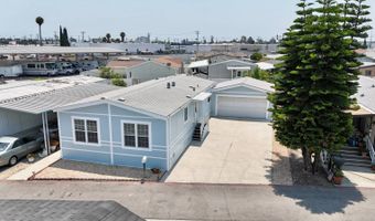 4 Magnolia Via, Anaheim, CA 92832