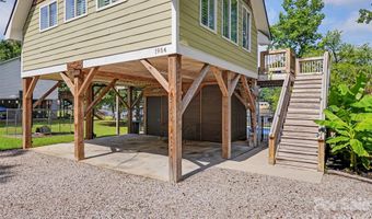 1954 White Rd, Camden, SC 29020