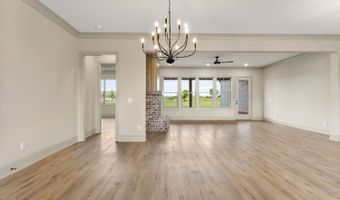 272 Community House, Barnesville, GA 30204