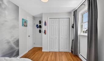 15 Lovejoy Rd, Andover, MA 01810