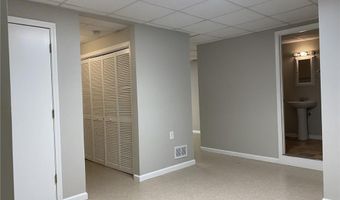 612 Braidwood Dr NW, Acworth, GA 30101