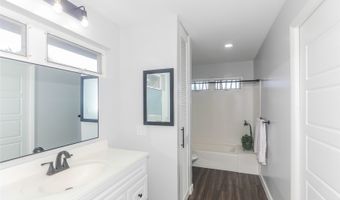 962 Alahaki St, Kailua, HI 96734