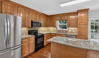 115 Nelson Ridge Dr, Ball Ground, GA 30107