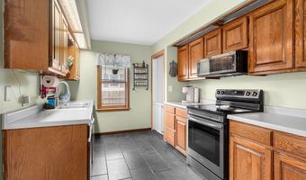 905 4th Ave SW, Austin, MN 55912