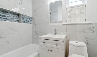 9923 MAYFIELD Dr, Bethesda, MD 20817