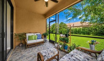 335 SENECA FALLS Dr, Apollo Beach, FL 33572