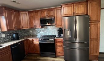 1 LONNIE Ct, Bear, DE 19701