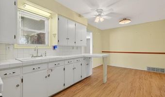 241 NE Myers Ave, Bartlesville, OK 74006