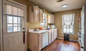 108 Dabney St, Batesville, MS 38606