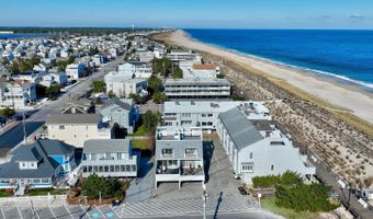 95 CAMPBELL Pl #8, Bethany Beach, DE 19930