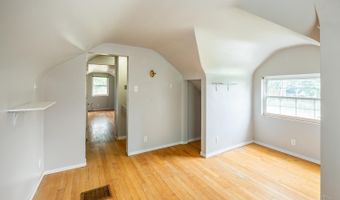 304 Don Ln, Delhi, OH 45238
