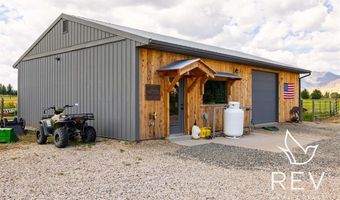 30 Carter Mountain Rd, Cody, WY 82414