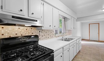 607 Olive Ln, Ambridge, PA 15003