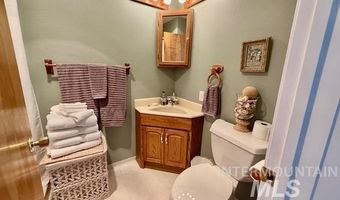 407 1st St, Asotin, WA 99402