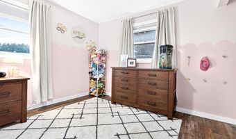 1645 E ROELAND Ave, Appleton, WI 54915