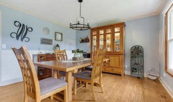 710 Sprucetree Ln, Algonquin, IL 60102