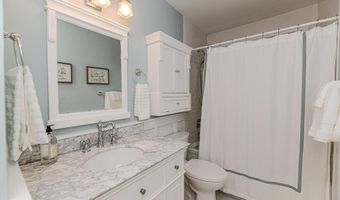 1307 Chenworth Dr, Apex, NC 27502