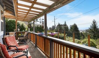 838 MARINA HEIGHTS Rd, Brookings, OR 97415